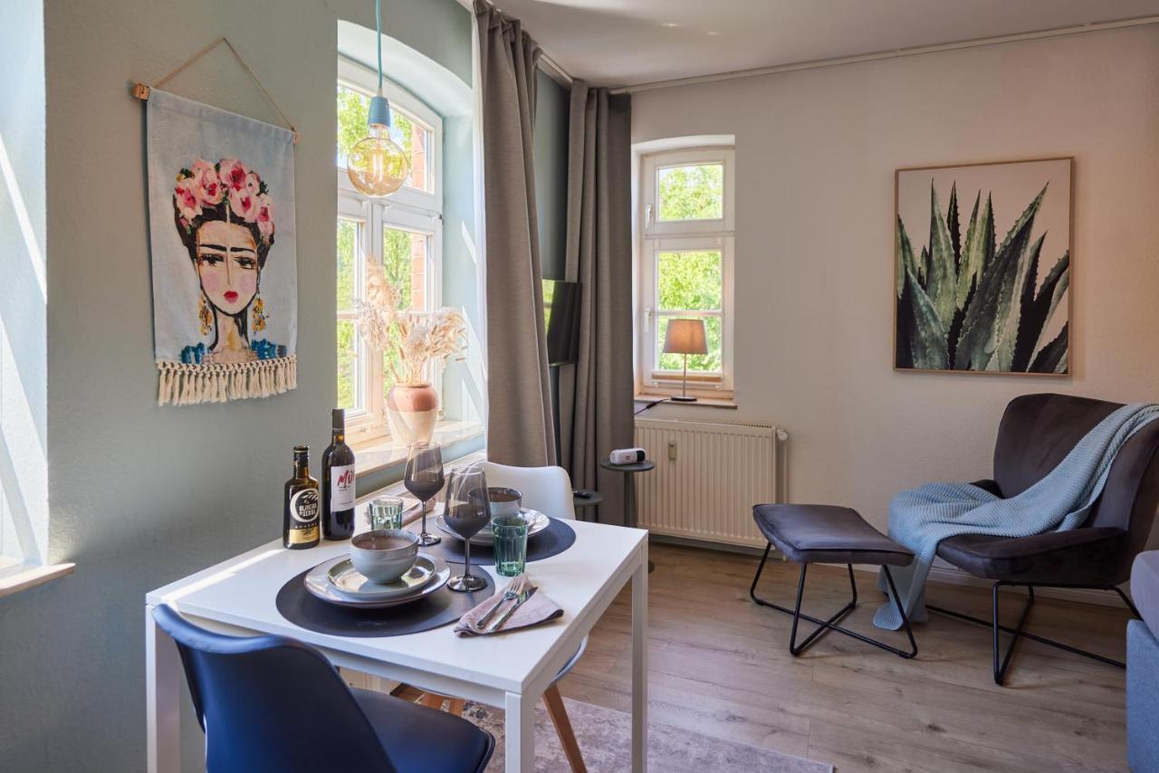 Kvartier2 In Top-Lage, 5 Min Zur Bali-Therme Und Gop, Hdz, Arbeitsplatz, Boxspringbett Bad Oeynhausen Buitenkant foto